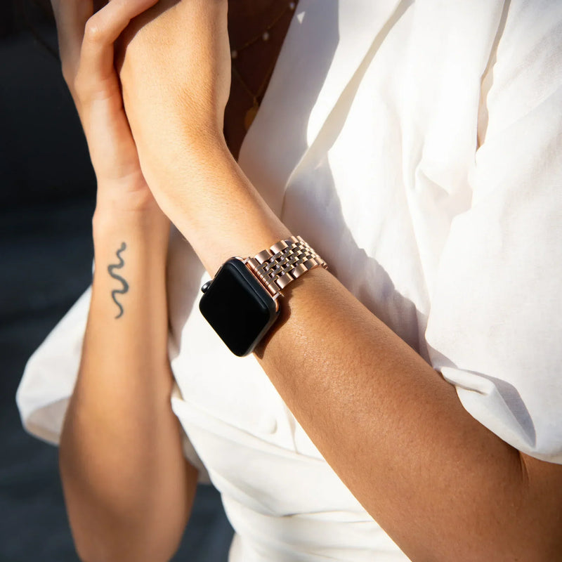 Apple Watch Metal Bracelet - Chic Royal